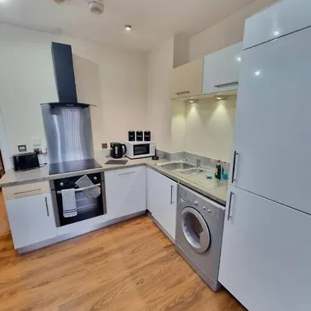 Centric 2br Duplex In *